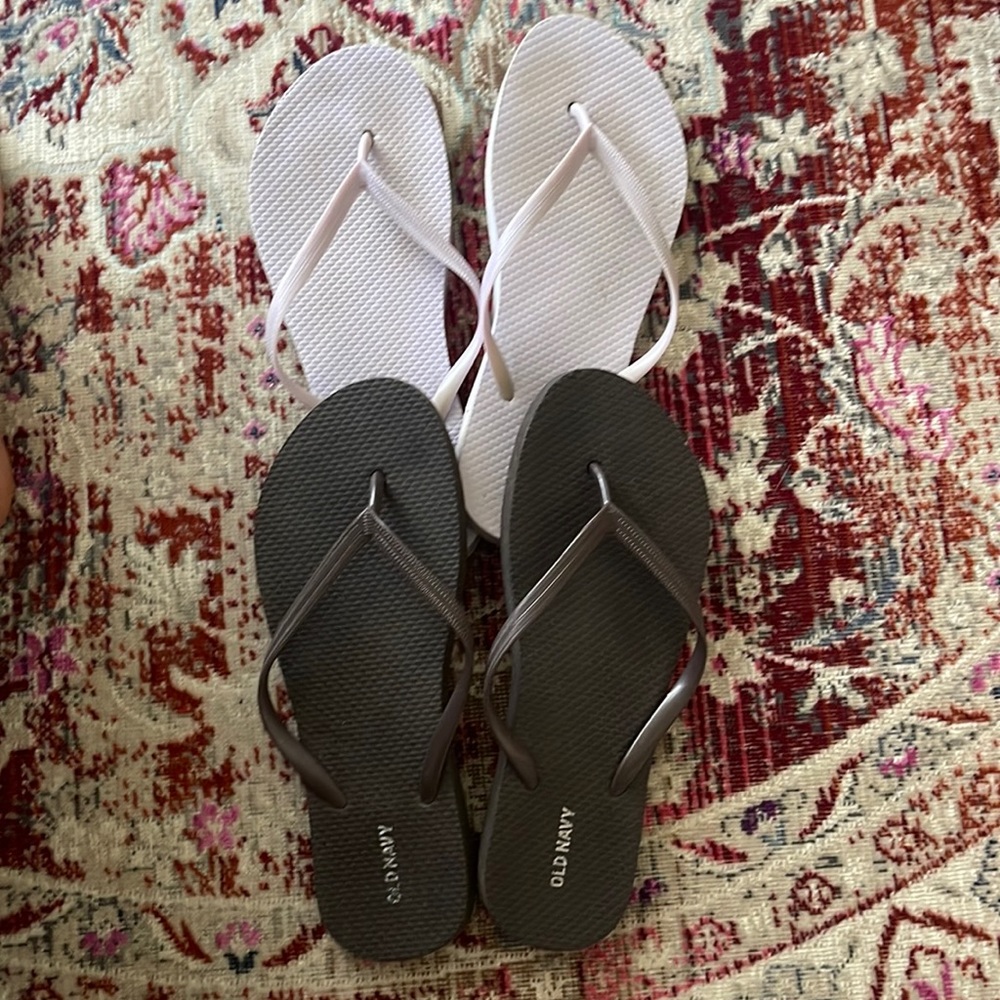 Old Navy flip flop bundle